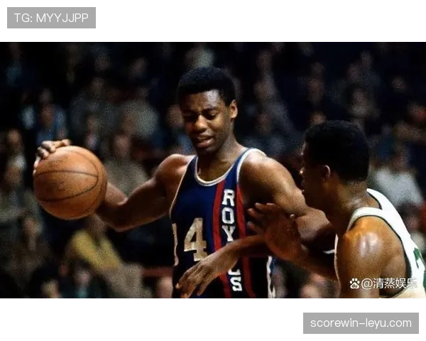 奥斯卡·罗伯特森突破能力提升球队进攻节奏明显优于联盟同期控卫