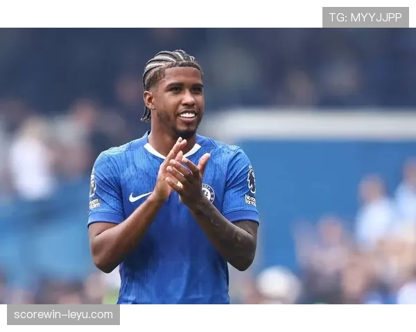 切尔西阵容调整频繁，位置重叠问题加剧，稳定性面临考验